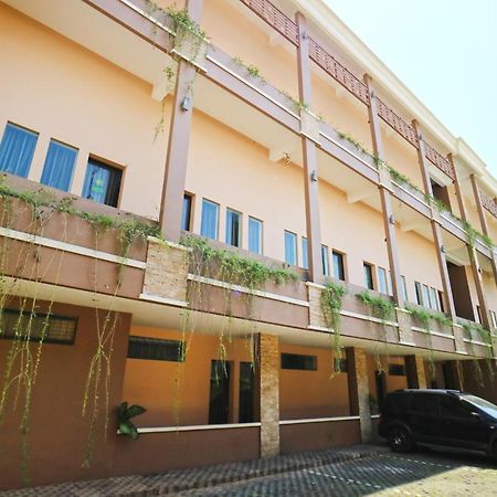 Koi Hotel And Residence Denpasar Dış mekan fotoğraf
