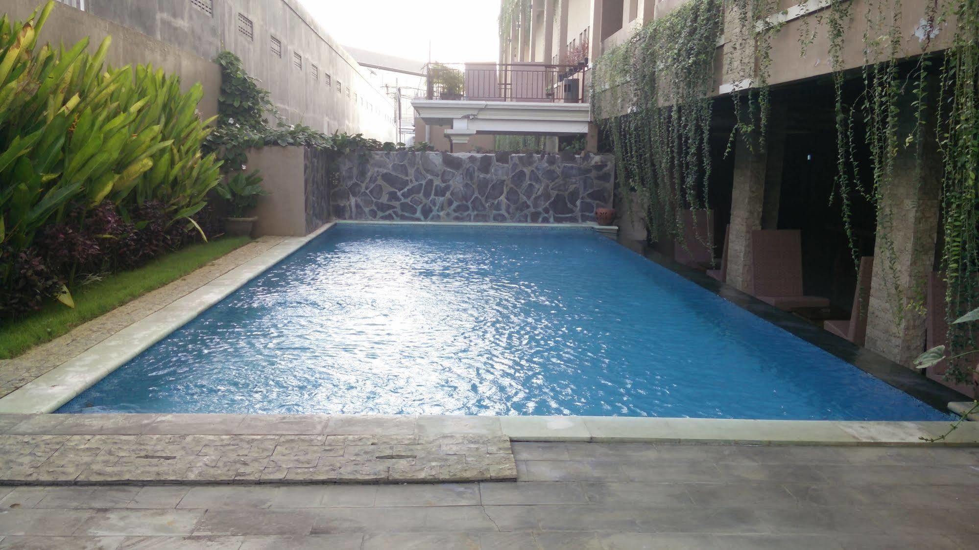 Koi Hotel And Residence Denpasar Dış mekan fotoğraf