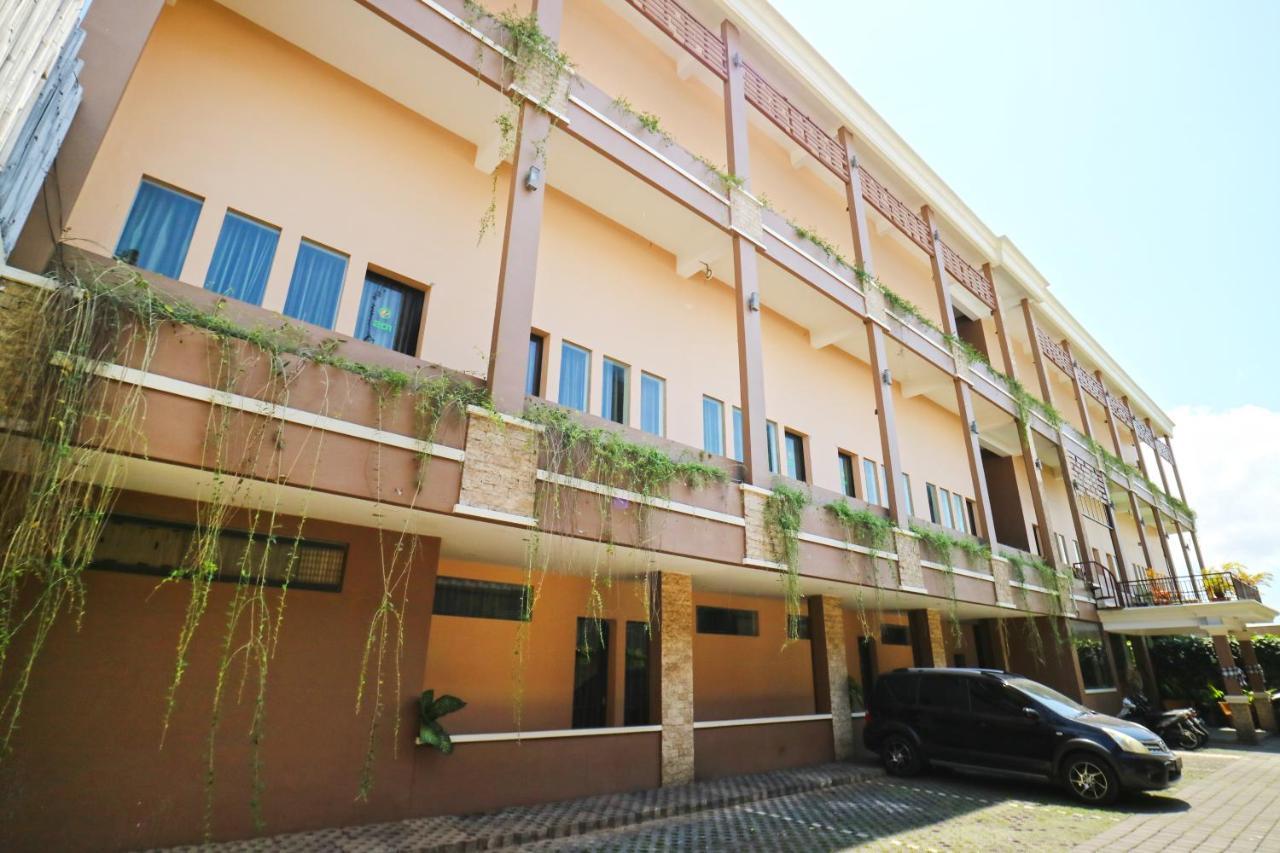 Koi Hotel And Residence Denpasar Dış mekan fotoğraf